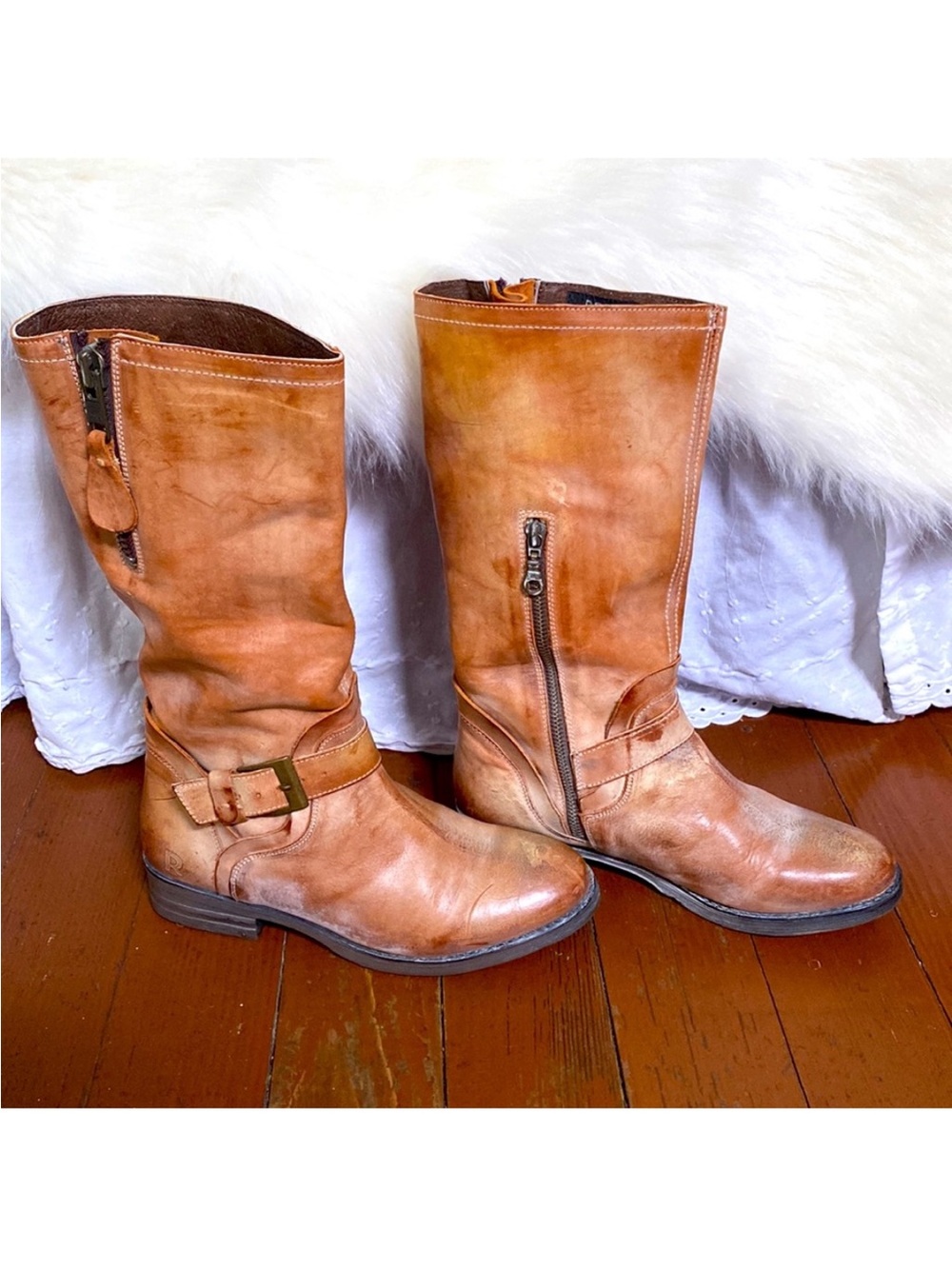 Classic Leather Mid-Calf Heeled Boots - Tan - Picture 2 of 10